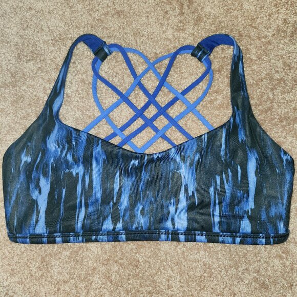 Lululemon FREE TO BE WILD Bra.🖤💙 - Picture 1 of 3